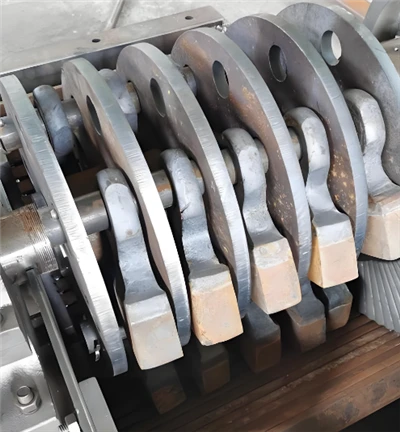 Pláta Líneála Crusher VSI|Caith Réitigh Frithsheasmhach Le haghaidh Crusher Tionchair seafta Ingearach